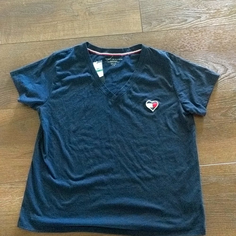 NWT Tommy Hilfiger Logo Tee Large Sleep Top